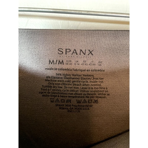 Spanx | Black/Gray Camo "Look at Me Now Seamless Legging" Mid-Rise Size Medium - Picture 2 of 2
